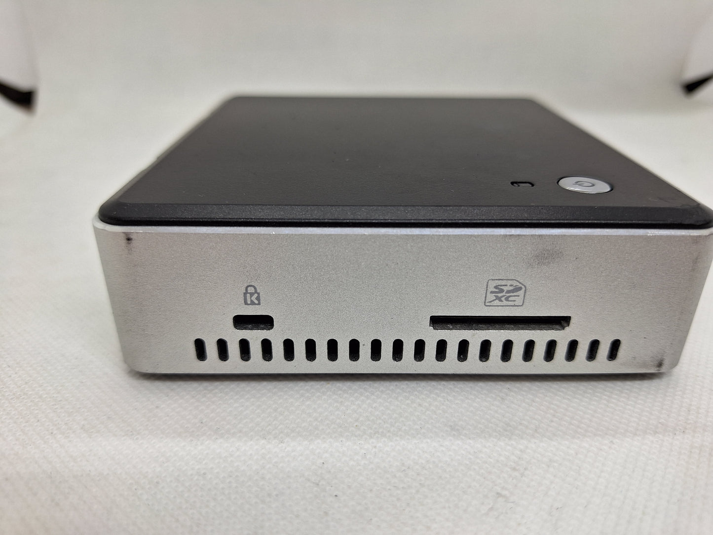 Intel NUC 6i5SYK i5 6260U