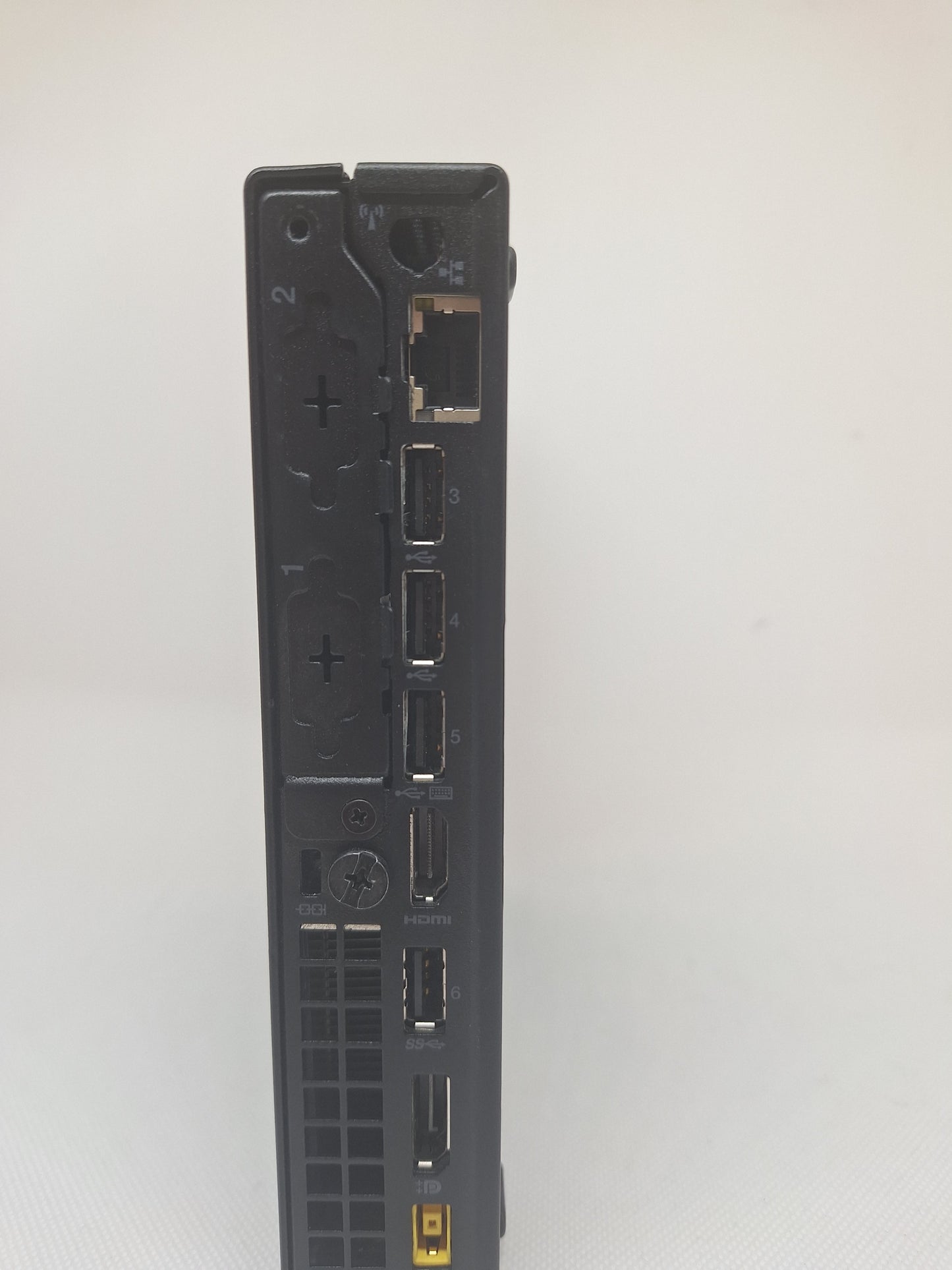 Lenovo M75q AMD Ryzen 5 Pro 3400GE
