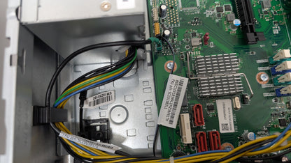 Lenovo M75S Gen 2 AMD Ryzen 3 Pro 4350G ohne RAM und Festplatte